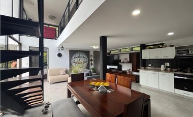 Arriendo casa finca amoblada en El Tablazo de tres niveles