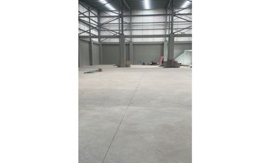 Arriendo bodega industrial de 1.480 m² en Rionegro