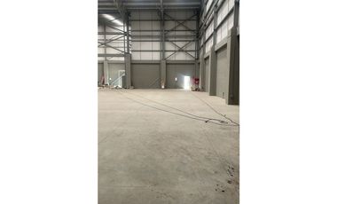Arriendo bodega industrial de 1.480 m² en Rionegro