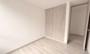 Apartamento para la venta y renta tradicional en Sabaneta, piso 4