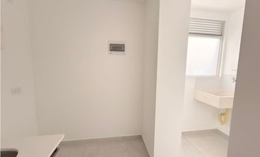 Apartamento para la venta y renta tradicional en Sabaneta, piso 4