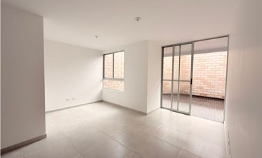 Apartamento para la venta y renta tradicional en Sabaneta, piso 4