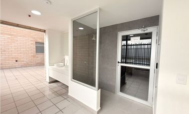 Apartamento para la venta y renta tradicional en Sabaneta, piso 4