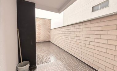 Apartamento para la venta y renta tradicional en Sabaneta, piso 4