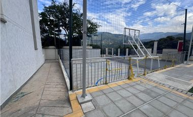 SE ARRIENDA HERMOSO APARTAMENTO EN PARQUE CENTRAL CLUB NORTE