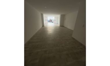 SE ARRIENDA HERMOSO LOCAL  EN CLASS 24  ANTONIA SANTOS.