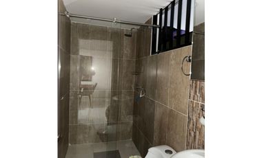 SE VENDE HERMOSA CASA DUPLEX EN CORALES PEREIRA