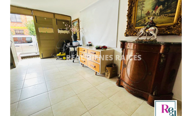 CASA EN VENTA – SECTOR TRANQUILO.