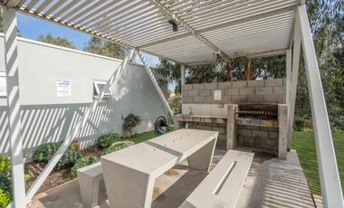 Lago Las Torres 228 (1 Est ) [1866-4]