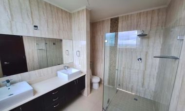 Venta de Apartamento en PH Breeze, Costa del Este