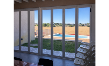 CASA EN VENTA EN COSTA ESMERALDA - ECUESTRE 301