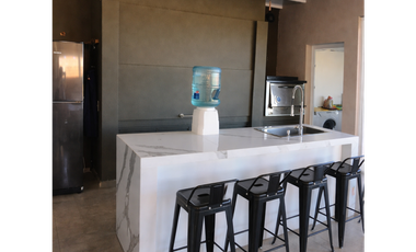 CASA EN VENTA EN COSTA ESMERALDA - ECUESTRE 301