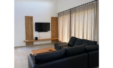 CASA EN VENTA EN COSTA ESMERALDA - ECUESTRE 301