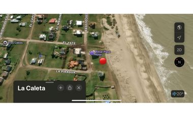 Lote en La Caleta frente al mar