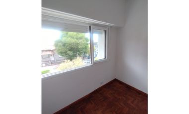 Alqulier ph 4 ambientes con patio 1er piso