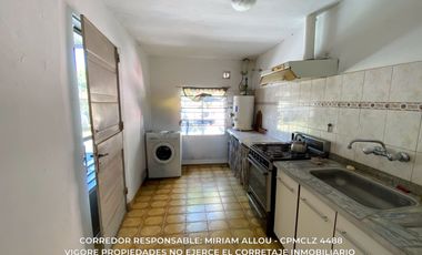 CASA DE 4 AMBIENTES – 135 M² CUBIERTOS – LOTE DE 532 M² – MONTE GRANDE