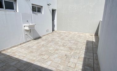 Departamento  2 Ambientes  Alquiler  Villa Luzuriaga