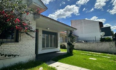 Venta Propiedad en block | 2 casas 3 ambientes Punta Mogotes Mar del Plata