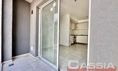 DEPARTAMENTO A ESTRENAR, DOS AMBIENTES, BARRIO RESIDENCIAL A 300mtrs ESTACION