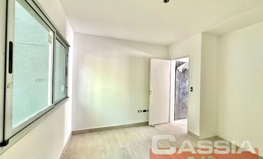 DEPARTAMENTO A ESTRENAR, DOS AMBIENTES, BARRIO RESIDENCIAL A 300mtrs ESTACION