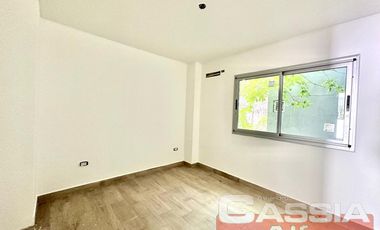 DEPARTAMENTO A ESTRENAR, DOS AMBIENTES, BARRIO RESIDENCIAL A 300mtrs ESTACION