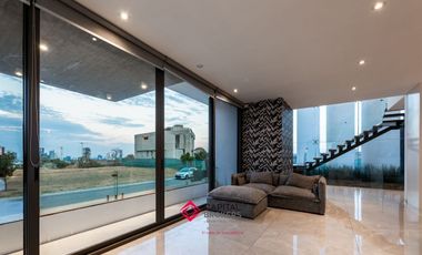 Casa en Venta en Puerta Las Lomas Zapopan Zona Andares de Lujo