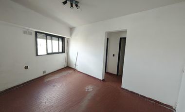 DEPARTAMENTO 2 AMB ALQUILER EN 29 DE SEPTIEMBRE 2112 8°C (LANUS ESTE)