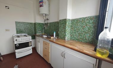 DEPARTAMENTO 2 AMB ALQUILER EN 29 DE SEPTIEMBRE 2112 8°C (LANUS ESTE)