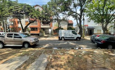 Hermoso duplex c/quincho y espacio vehicular.