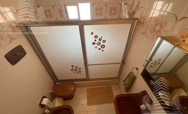 Hermoso duplex c/quincho y espacio vehicular.