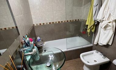 Venta PH 4 ambientes  Al frente, Lanús Oeste.