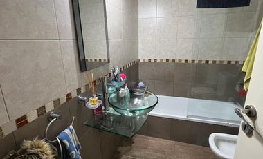 Venta PH 4 ambientes  Al frente, Lanús Oeste.