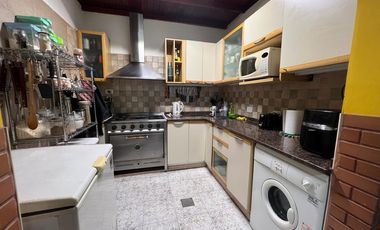 Venta PH 4 ambientes  Al frente, Lanús Oeste.