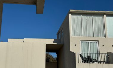 Departamento Loft  en Pilar con piscina y parrilla