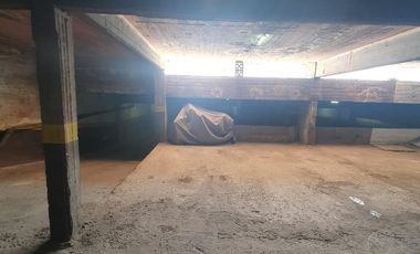 Venta Cochera Amplia Por Ascensor
