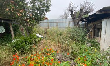 SE VENDE PROPIEDAD DE MATERIAL SOLIDO PARA REMODELAR