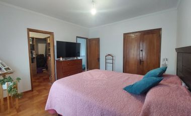 ARRIENDO LINDA CASA REMODELADA ÑUÑOA SECTOR PEDRO  VALDIVIA