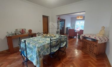 ARRIENDO LINDA CASA REMODELADA ÑUÑOA SECTOR PEDRO  VALDIVIA