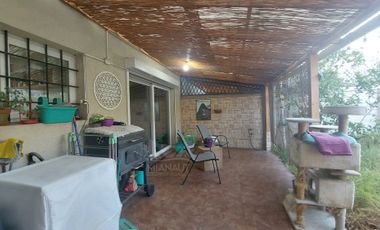 ARRIENDO LINDA CASA REMODELADA ÑUÑOA SECTOR PEDRO  VALDIVIA