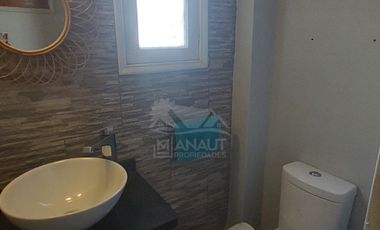 ARRIENDO LINDA CASA REMODELADA ÑUÑOA SECTOR PEDRO  VALDIVIA