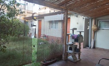 ARRIENDO LINDA CASA REMODELADA ÑUÑOA SECTOR PEDRO  VALDIVIA