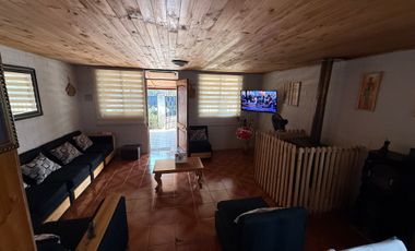 ENCANTADORA CASA EN VILLA JUAN PABLO II,  RETIRO