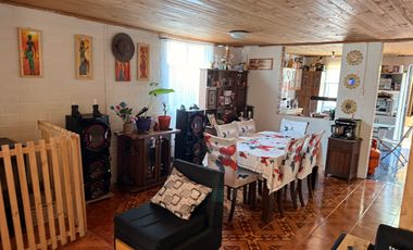 ENCANTADORA CASA EN VILLA JUAN PABLO II,  RETIRO