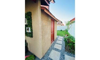 Vendo Casa -  | 4 Dormitorios | 2 Baños |