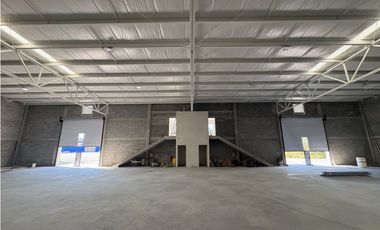 Bodega Industrial 1000m2 - APODACA (AGUA FRIA)