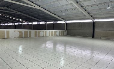 BODEGA NUEVA RENTA 2,200 M2  AV 8 DE JULIO TLAQUEPAQUE JALISCO