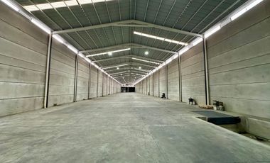 BODEGA NUEVA RENTA 2,200 M2  AV 8 DE JULIO TLAQUEPAQUE JALISCO