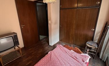 Venta Departamento de 4 dormitorios sobre Diagonal Eugenio Garzón 428,  piso 10, Cordoba