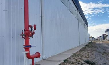 Polo 52 Galpón: 1080 MTS2 CUB. Oficina con privados