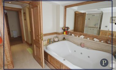 Venta Departamento 4 ambientes + dependencia de servicio